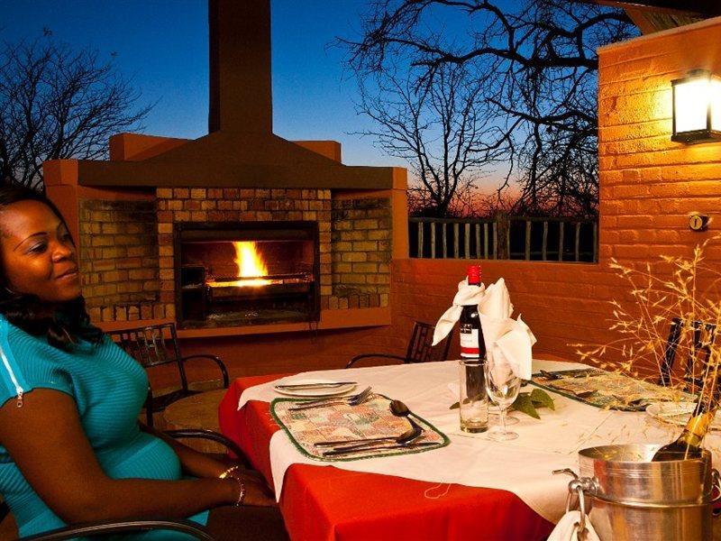 Halali Camp Hotel Etosha Екстериор снимка